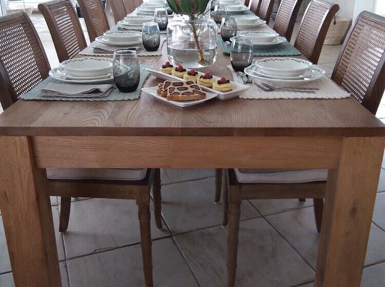 פנסיון 115 On Beachy Head Drive Guest House