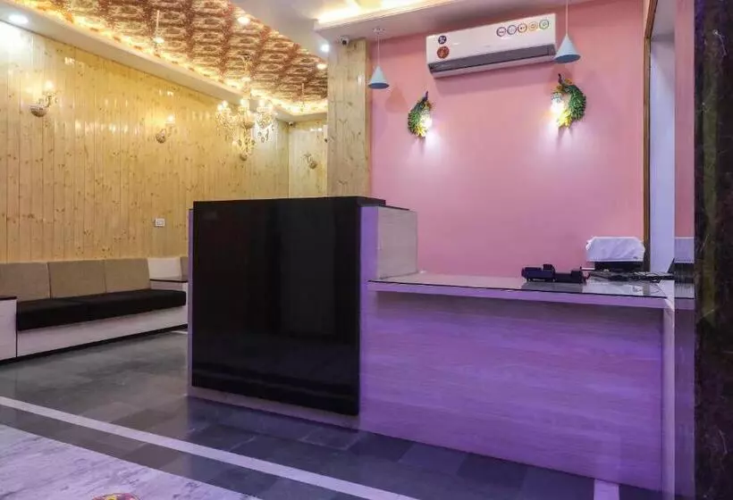 ホテル Collection O 26857  P.s. Royal Heritage