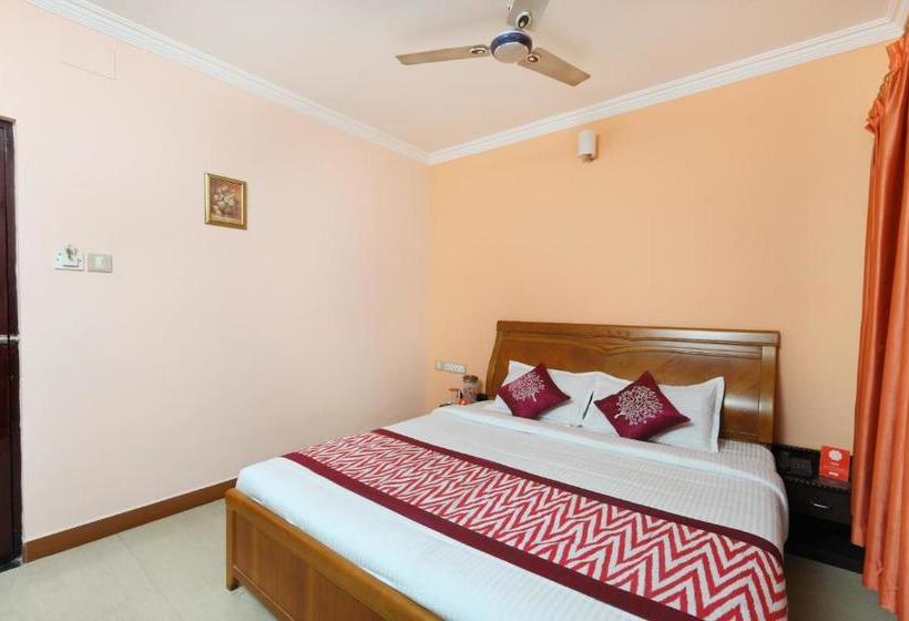 酒店 Dreams Manor By Oyo Rooms