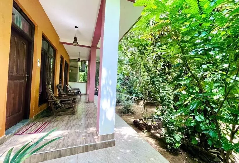 Hotelli Gangadiya Rest