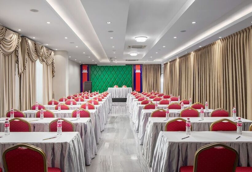 בית מלון כפרי Hm Grand Central