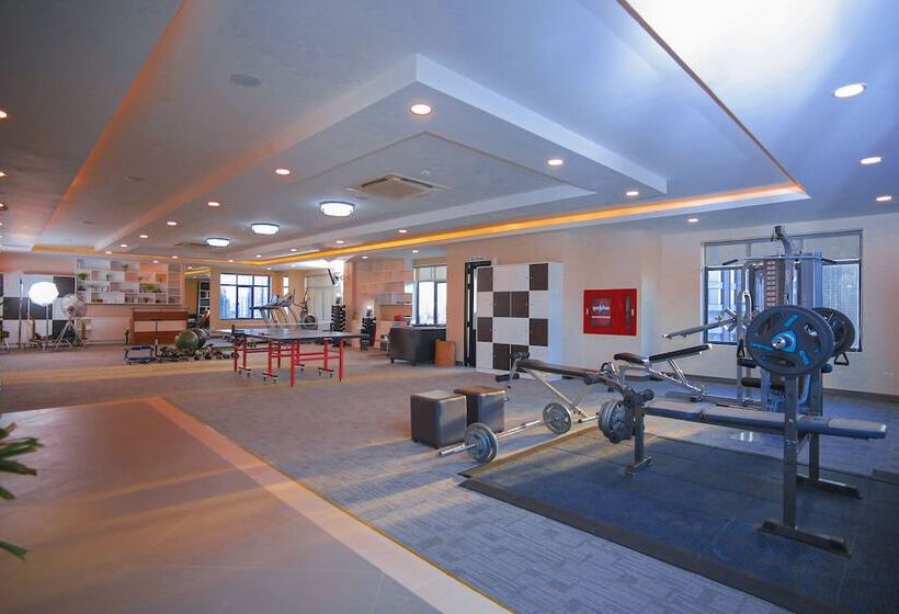 בית מלון כפרי Hm Grand Central