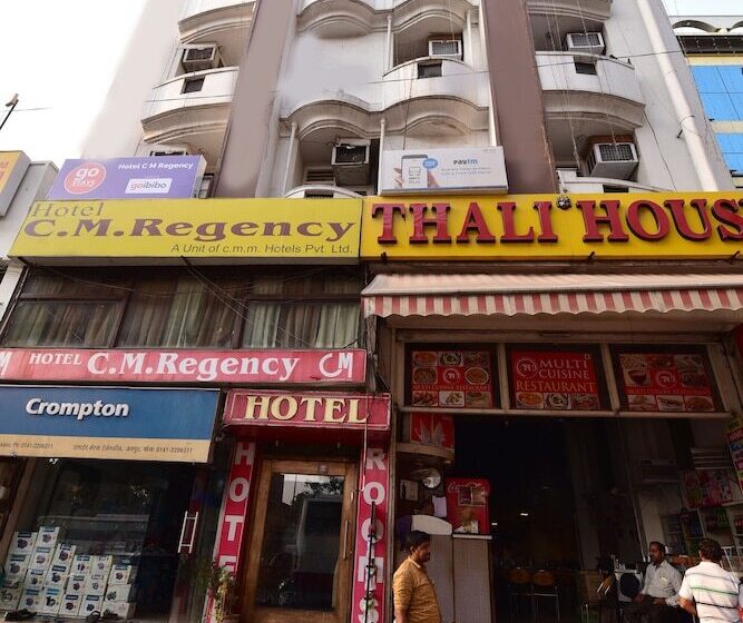 Hotel Oyo 22915 C M Regency