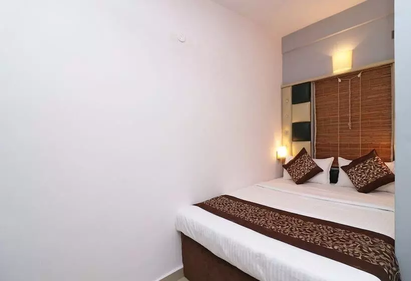 Hotelli Srj Inn By Oyo Rooms