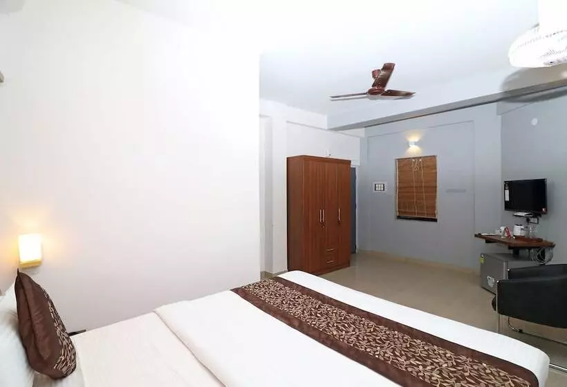 Hotelli Srj Inn By Oyo Rooms