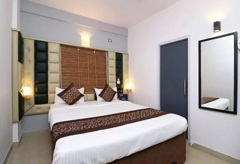 Hotelli Srj Inn By Oyo Rooms