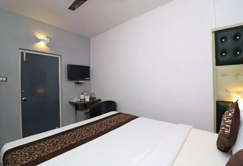 Hotelli Srj Inn By Oyo Rooms