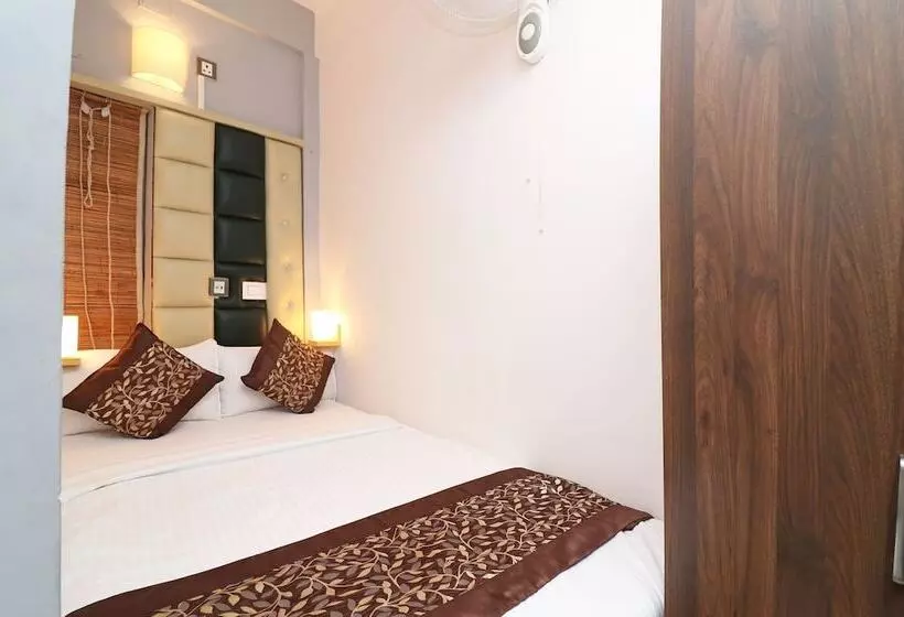 Hotelli Srj Inn By Oyo Rooms