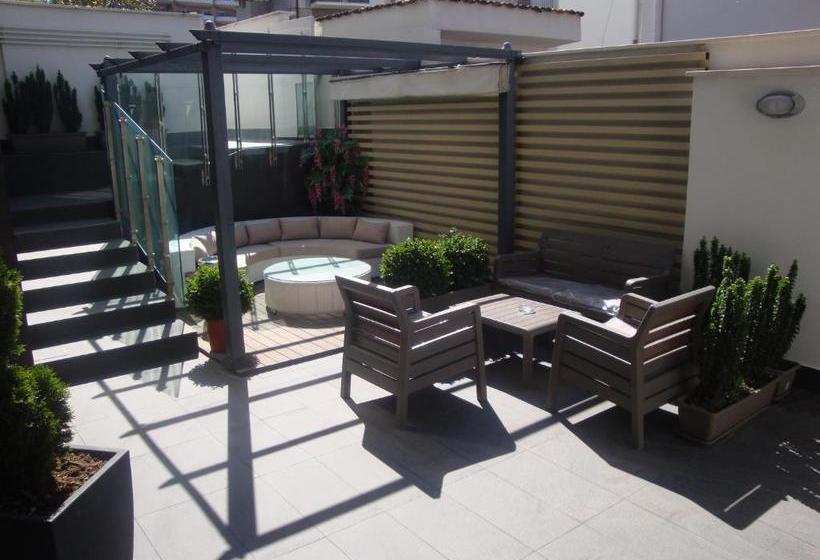 Jolie Bed And Breakfast