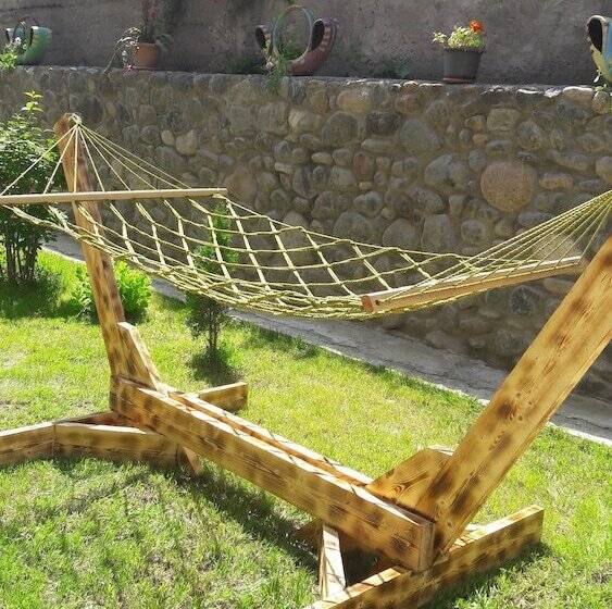 پانسیون Artsiv Guesthouse