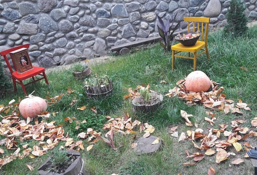 پانسیون Artsiv Guesthouse