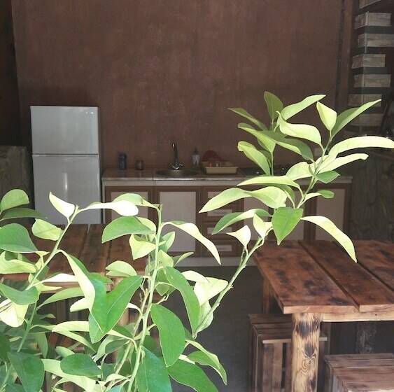 پانسیون Artsiv Guesthouse