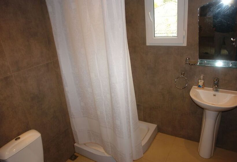 پانسیون Artsiv Guesthouse