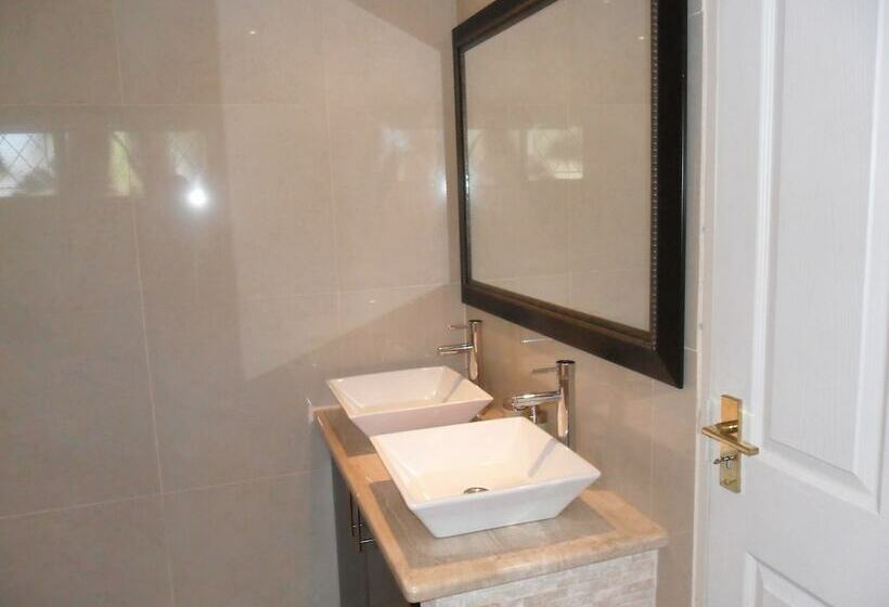 The Elephant Hills B&b