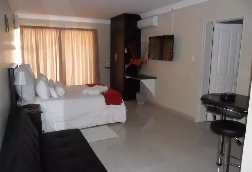 The Elephant Hills B&b