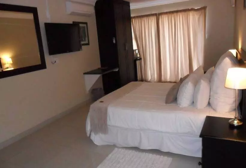 The Elephant Hills B&b