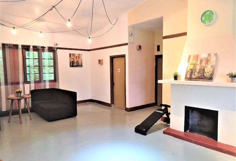 Garden Guest House Hostel