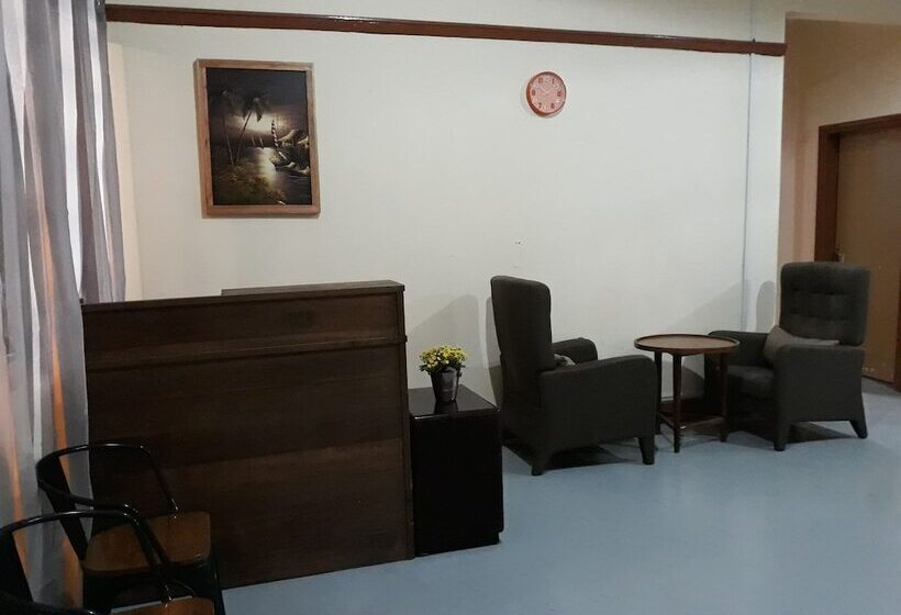 Garden Guest House Hostel