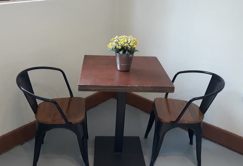 Garden Guest House Hostel