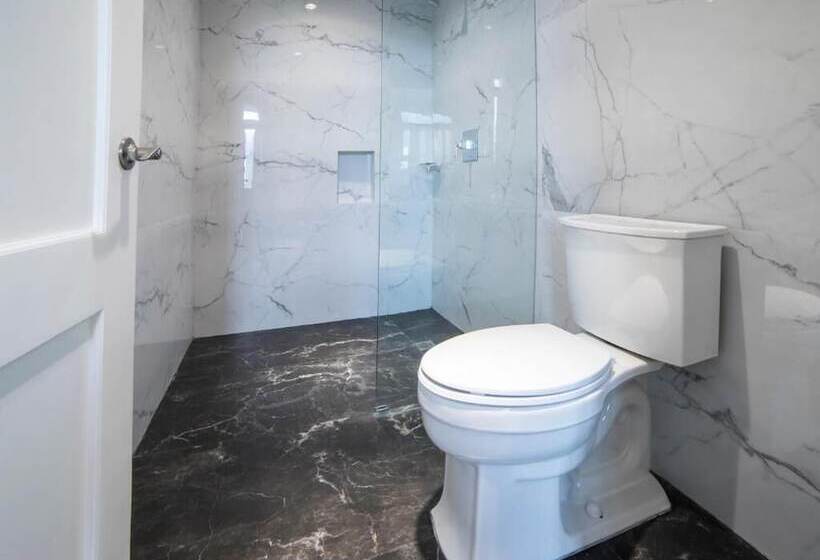 هتل Business Real 500