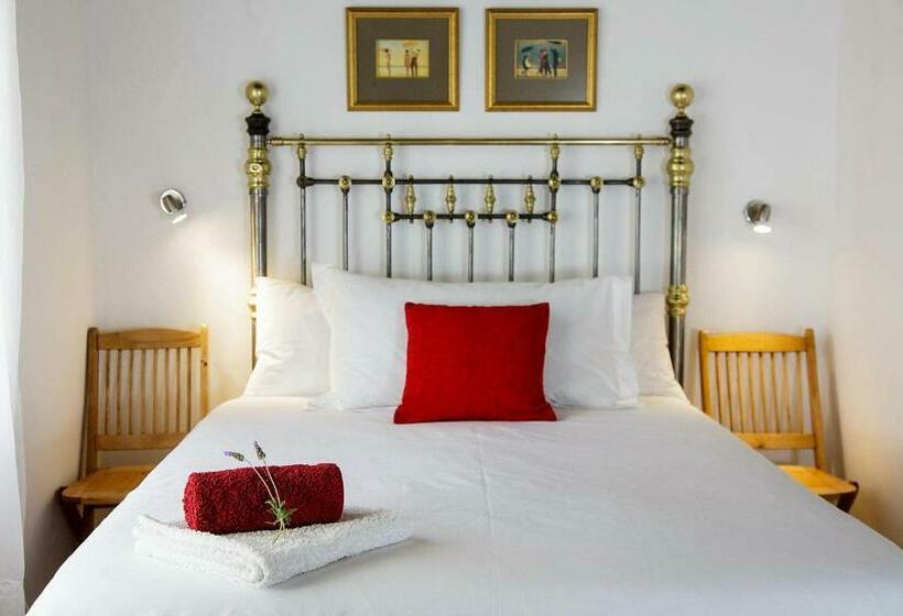 בית מלון כפרי Blue Lily Retreat