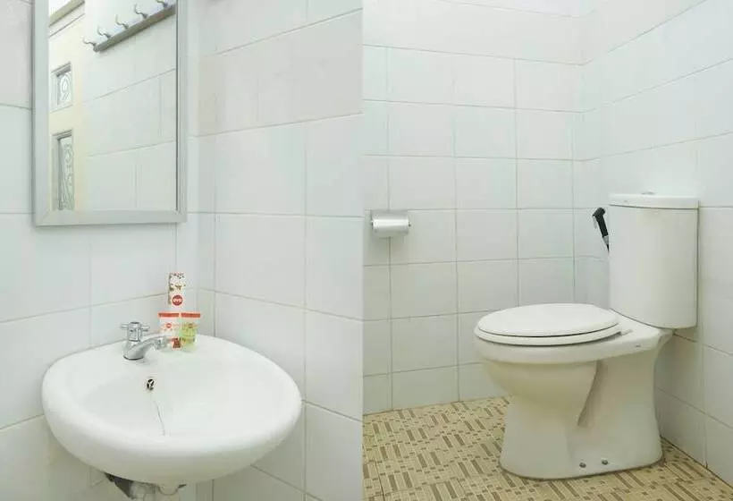 ユースホステル Oyo 265 Nurdiono House Kentungan