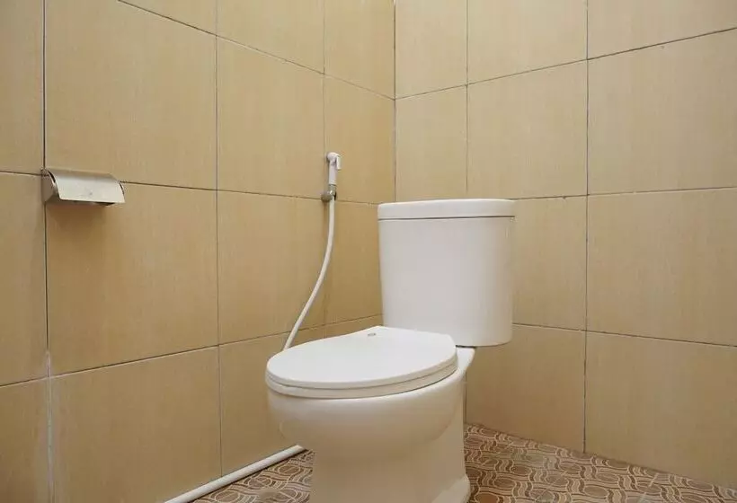 ユースホステル Oyo 265 Nurdiono House Kentungan