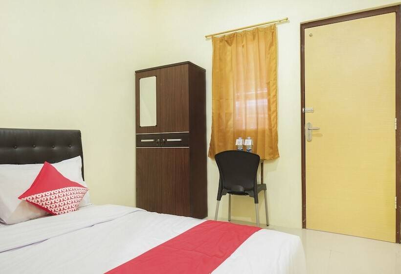 هاستل Oyo 265 Nurdiono House Kentungan