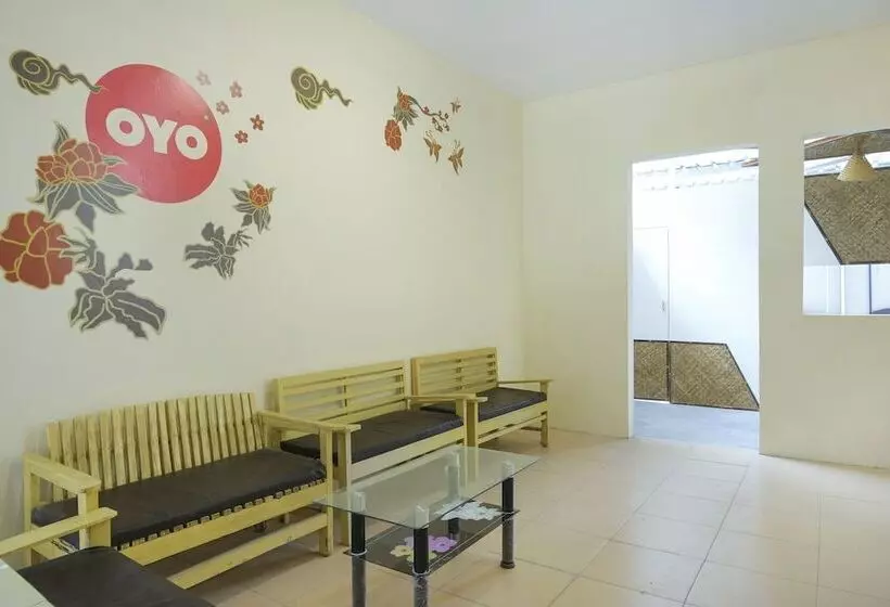 ユースホステル Oyo 265 Nurdiono House Kentungan