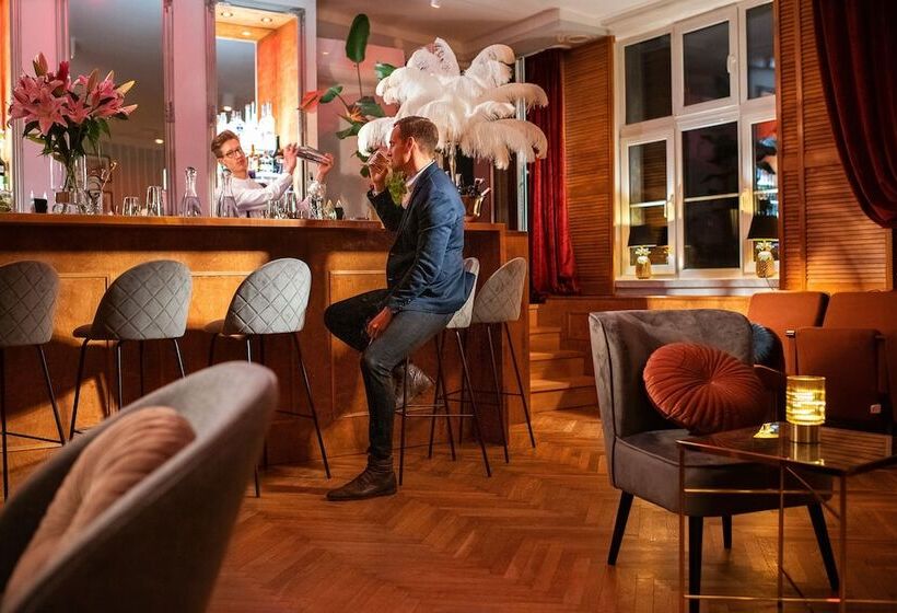 Holiday Suites Cracow