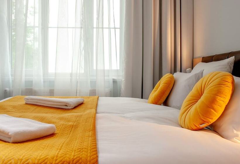 Holiday Suites Cracow