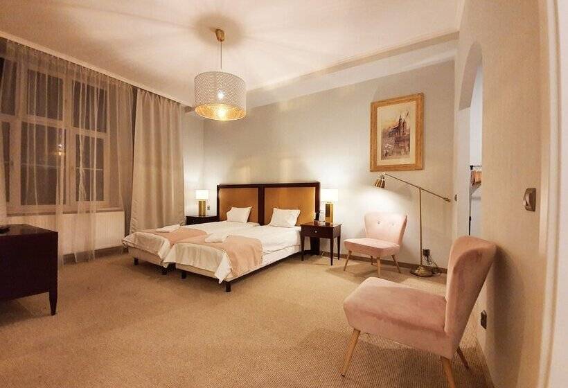 Holiday Suites Cracow