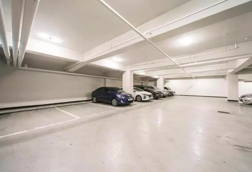 Changwon Brown Dot Hotel Palyong