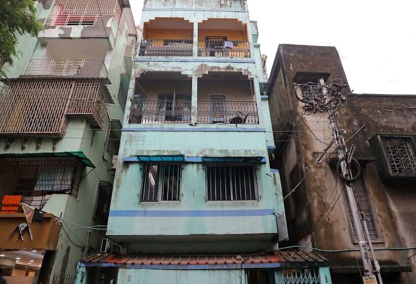 هتل Oyo 16600 Ken Guest House 2