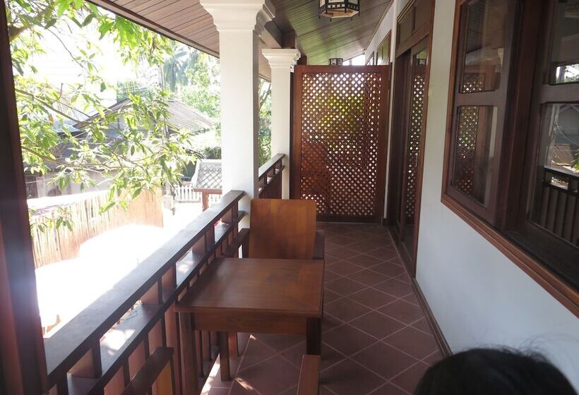 ホテル Queen's House