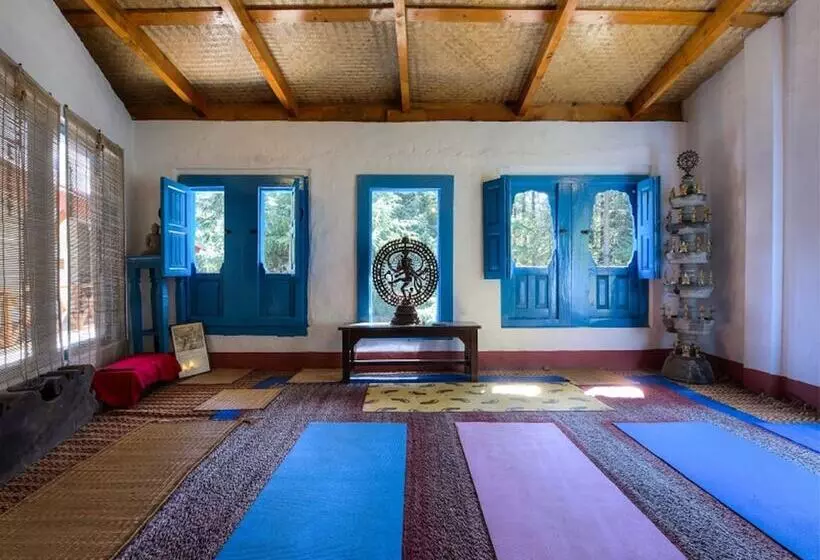 Hotelli Van Serai The Wellness Lodge