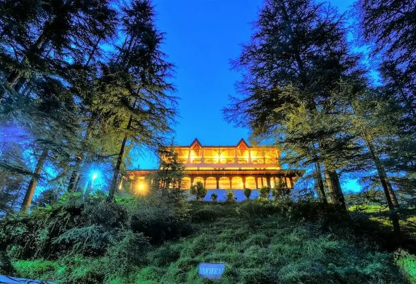Hotelli Van Serai The Wellness Lodge