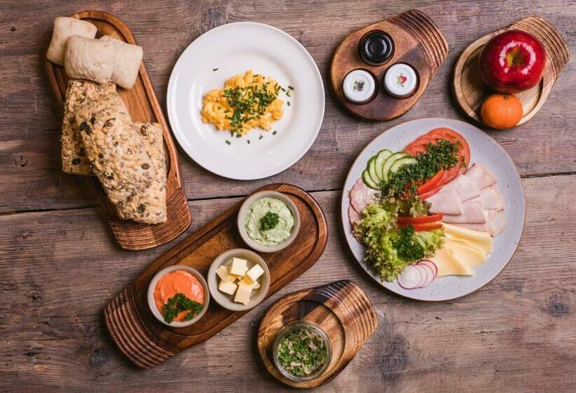 膳宿费 Cedrowy Dworek