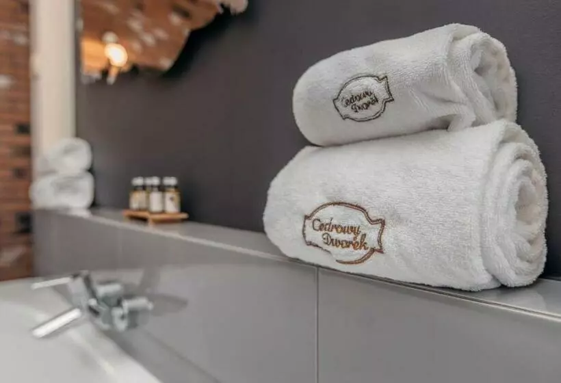 Majatalo Cedrowy Dworek