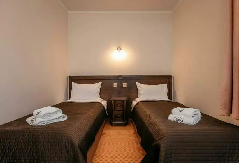 Majatalo Cedrowy Dworek