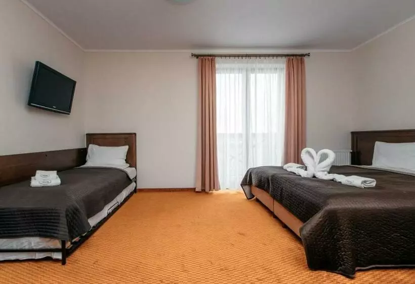 Majatalo Cedrowy Dworek