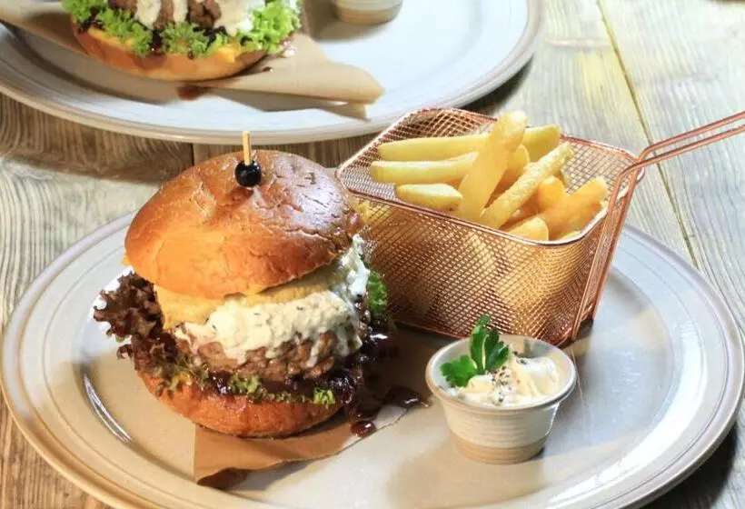 Majatalo Cedrowy Dworek