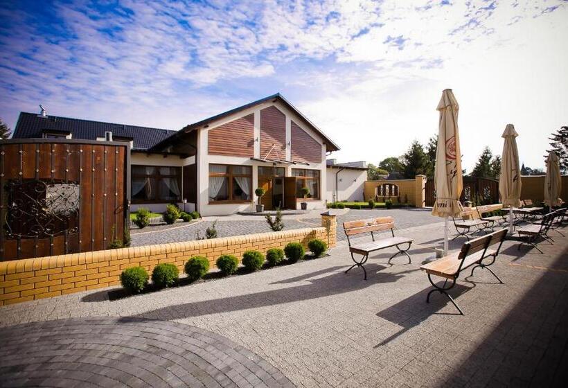 膳宿费 Cedrowy Dworek