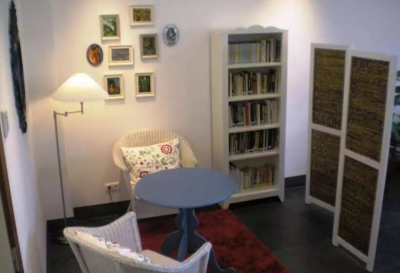 Retkeilymaja Hi Alijo   Pousada De Juventude