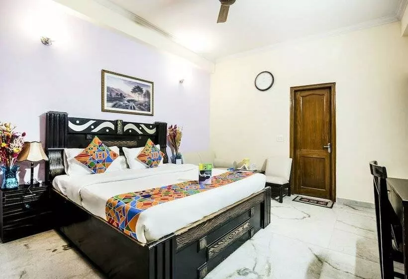 هتل Fabexpress Ivy Inn