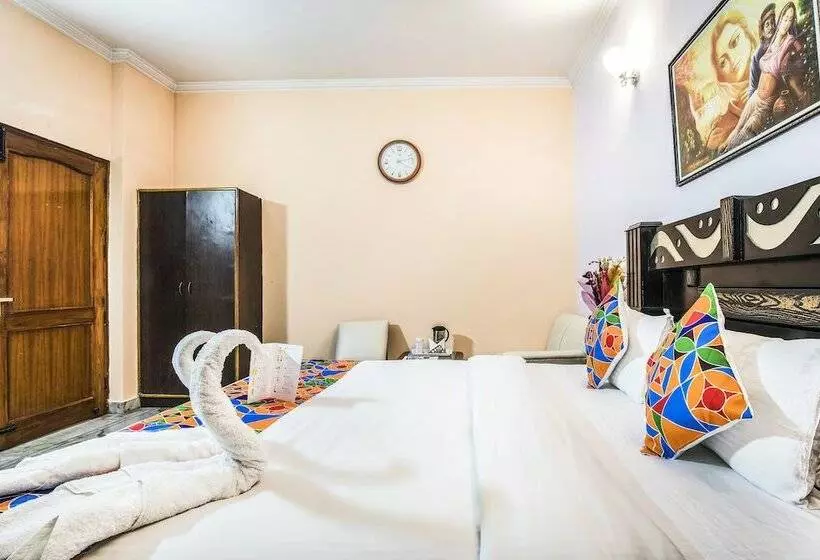 هتل Fabexpress Ivy Inn