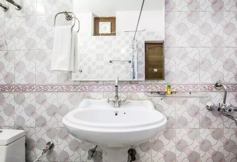 هتل Fabexpress Ivy Inn