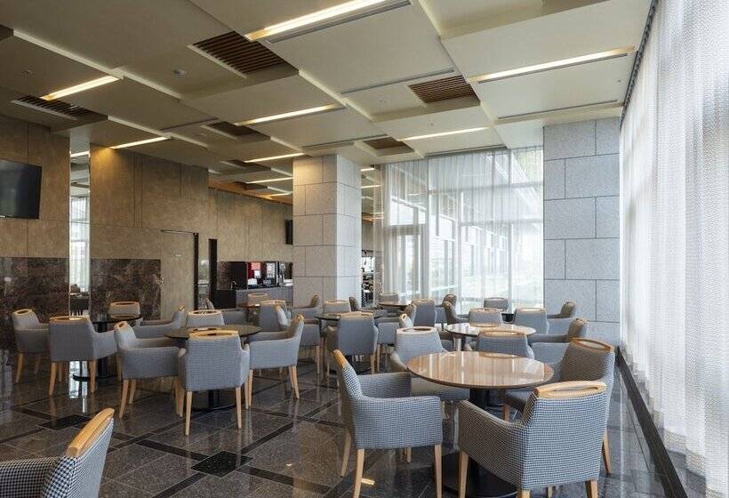 Apa Hotel & Resort Yokohama Bay Tower