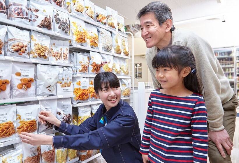 Apa Hotel & Resort Yokohama Bay Tower