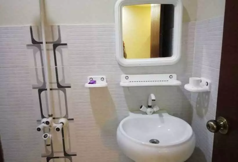 هتل Asaish Guest House